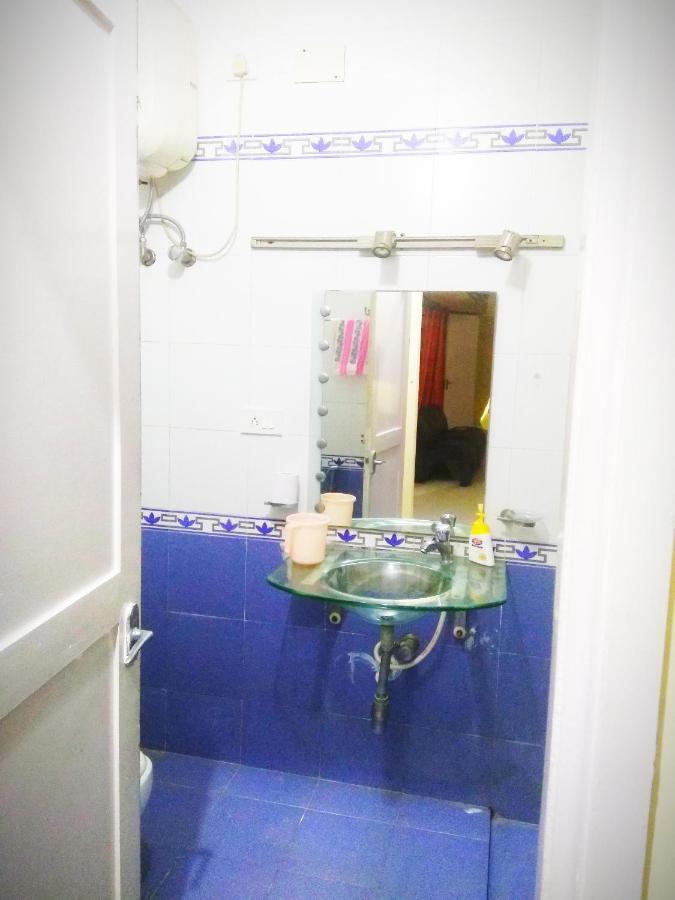 Beach Penthouse, Chennai Bed and Breakfast Buitenkant foto